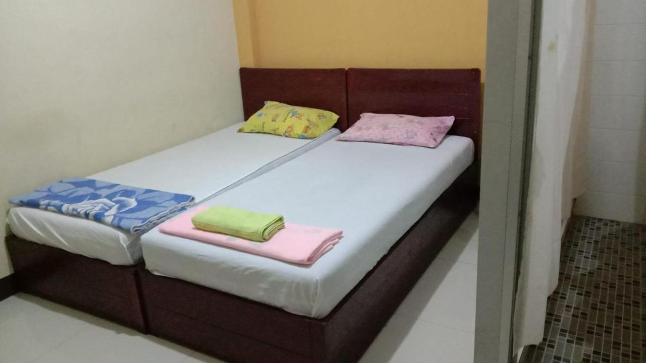 Grand Hotel Pemangkat 外观 照片